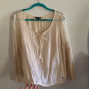 Cream flowy blouse with super cute lace detail!!